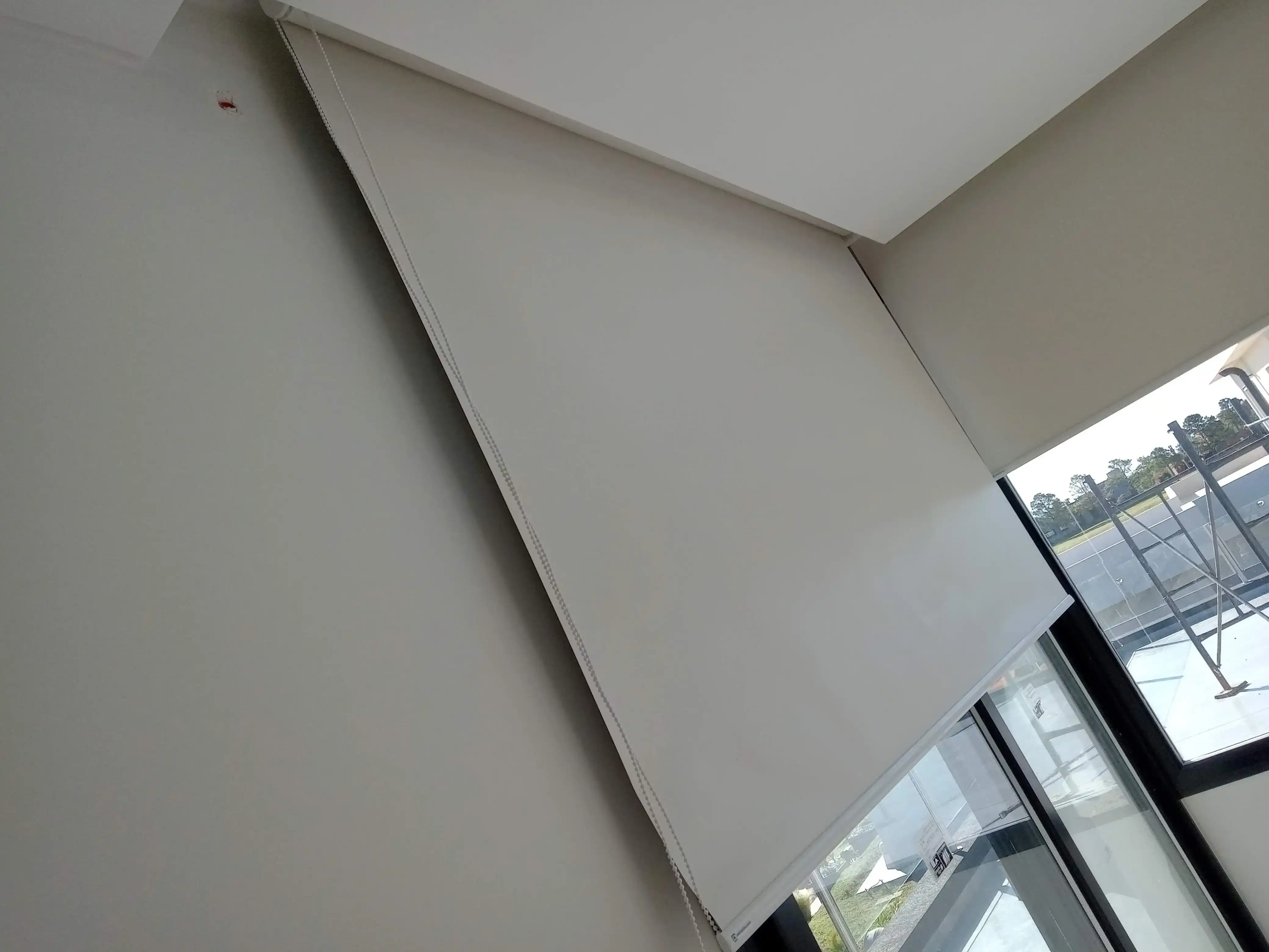 Roller / Blackout - ejemplo 3