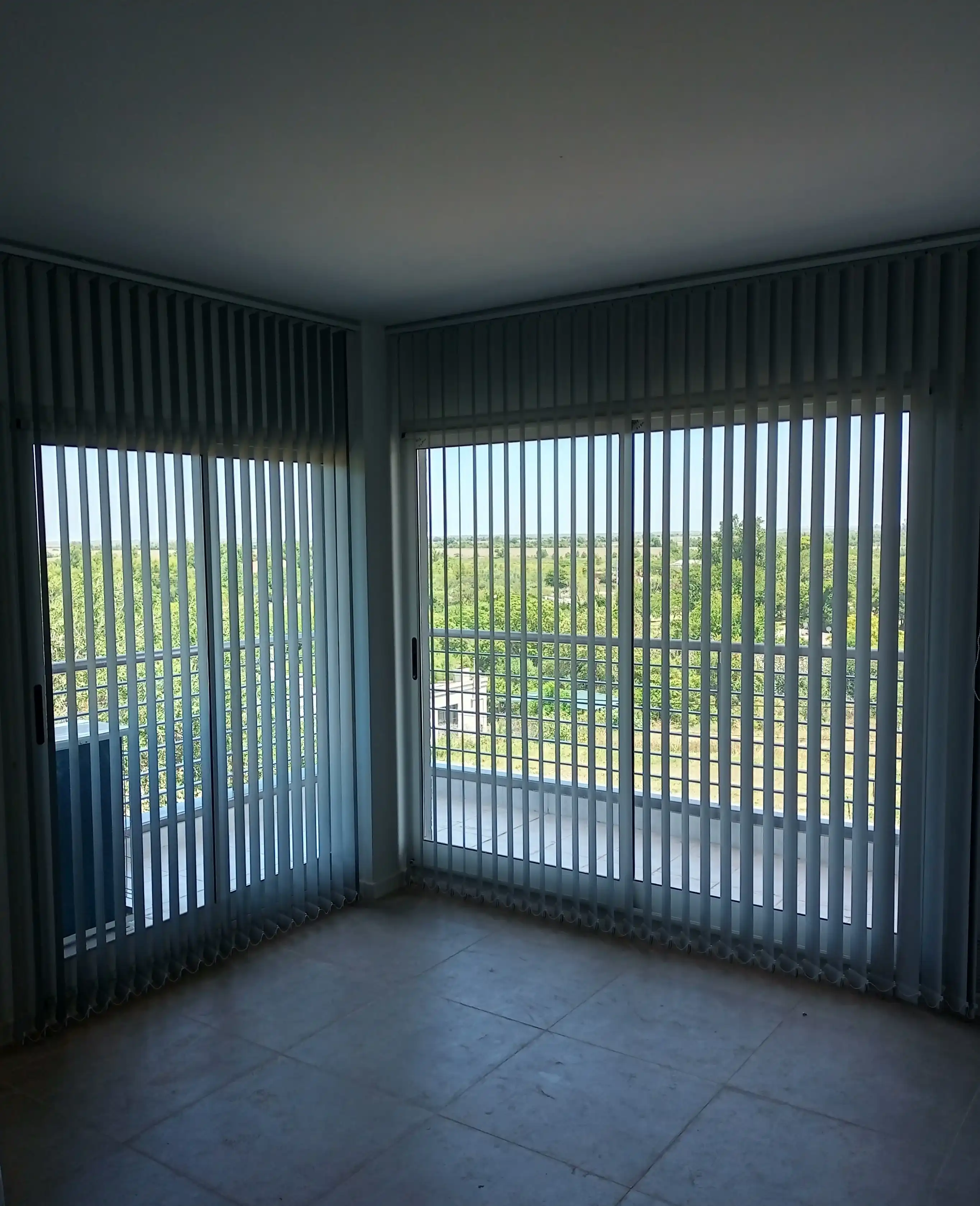 Cortinas Verticales - ejemplo 6